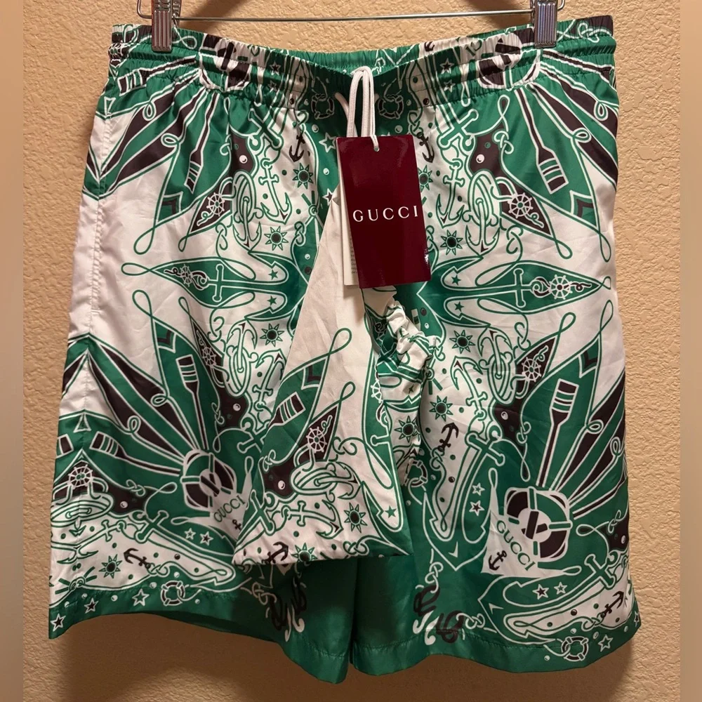 New Authentic Gucci Logo Swim Shorts Green White